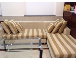 THANH LÝ BỘ SOFA KÈM BÀN KÍNH CAO CẤP MÀU NÂU SỌC TRẮNG